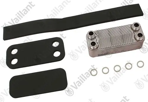 Vailant Wärmetauscher-Set mit verschiedenen Dichtungen und Scheiben. Enthält eine Aluminium-Komponente mit strukturierten Oberflächen für die Rohrverbindung.